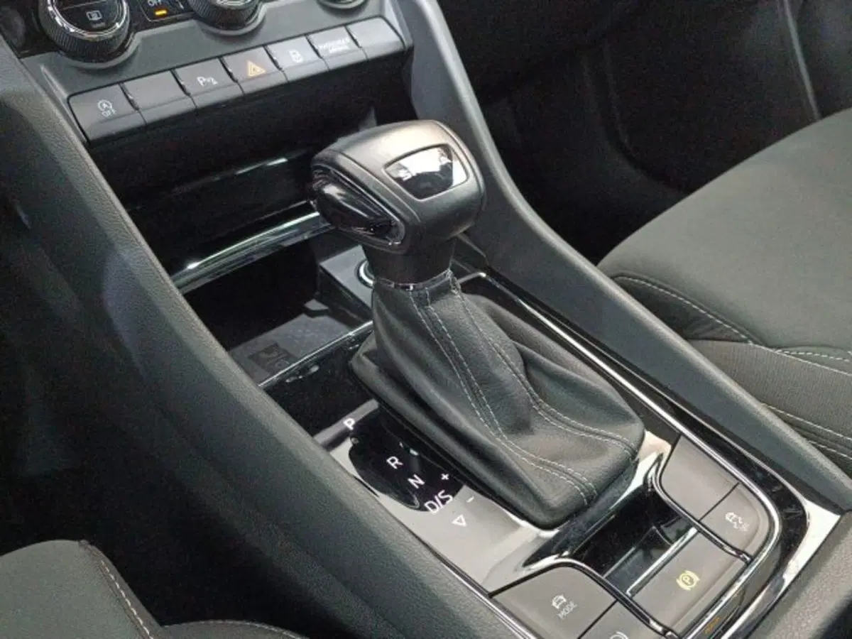 Skoda Karoq usata a Catania (8)