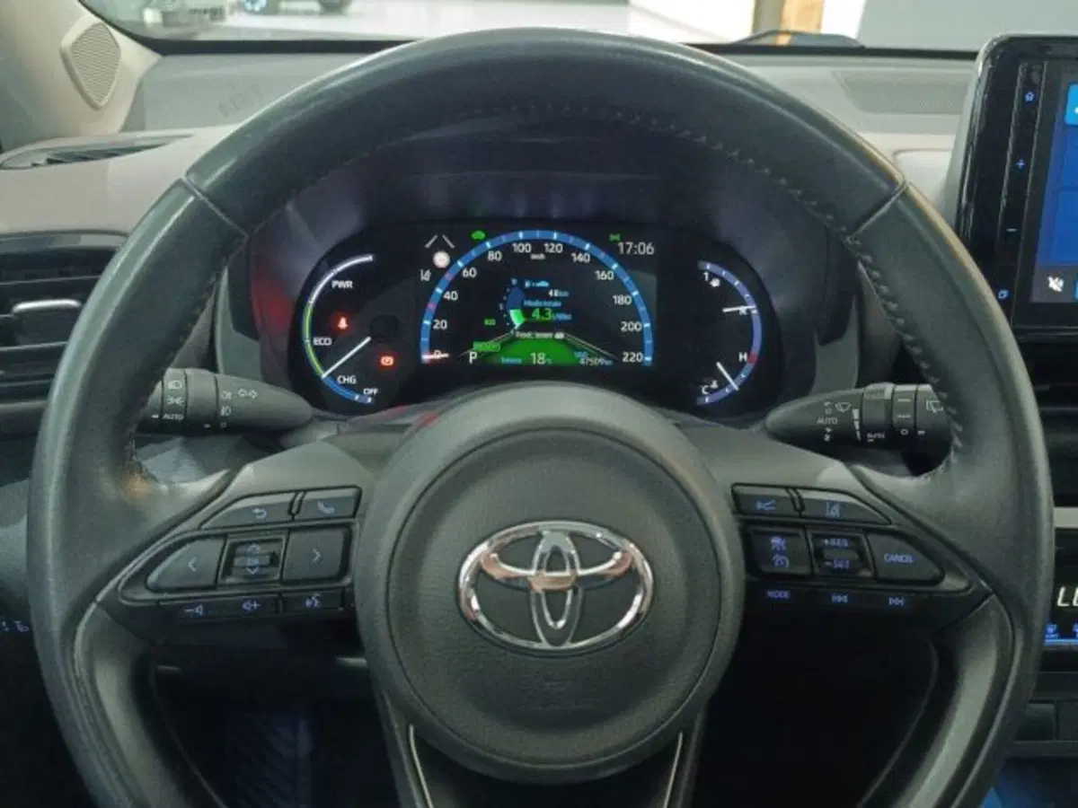 Toyota Yaris Cross usata a Catania (18)