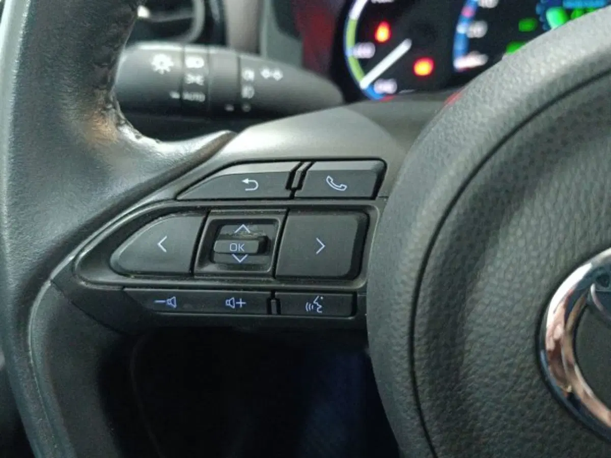 Toyota Yaris Cross usata a Catania (19)