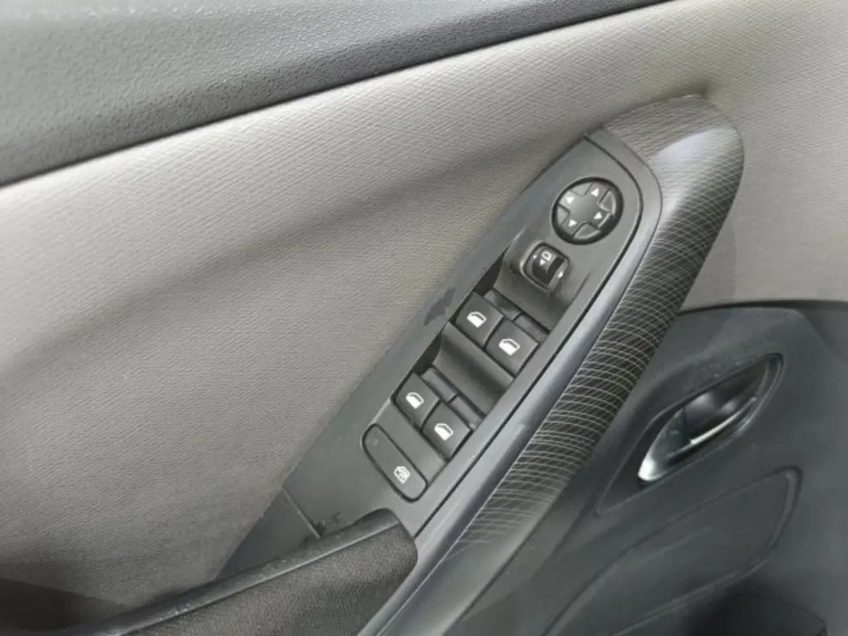Citroen C4 Picasso usata a Catania (16)