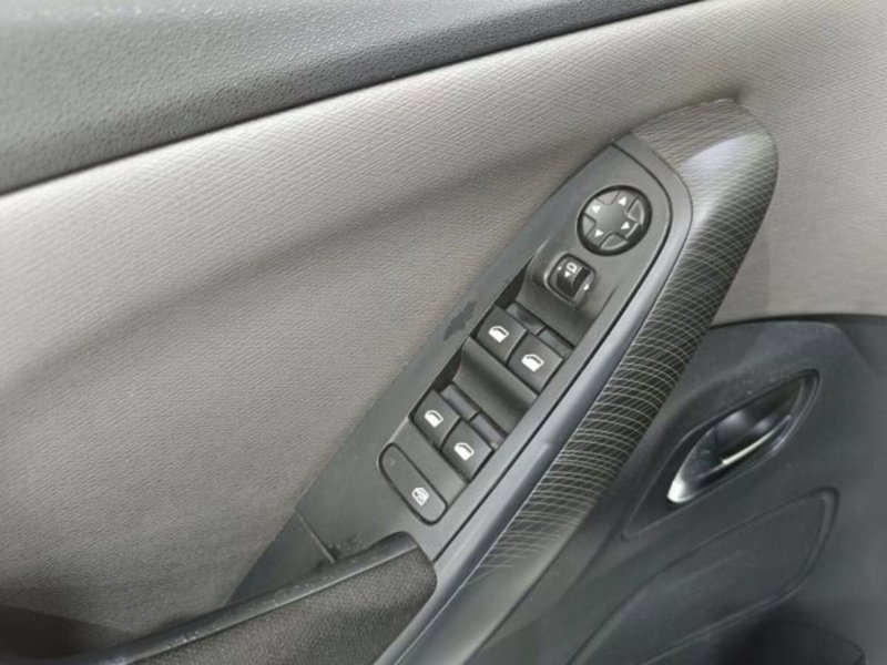 Citroen C4 Picasso usata a Catania (17)