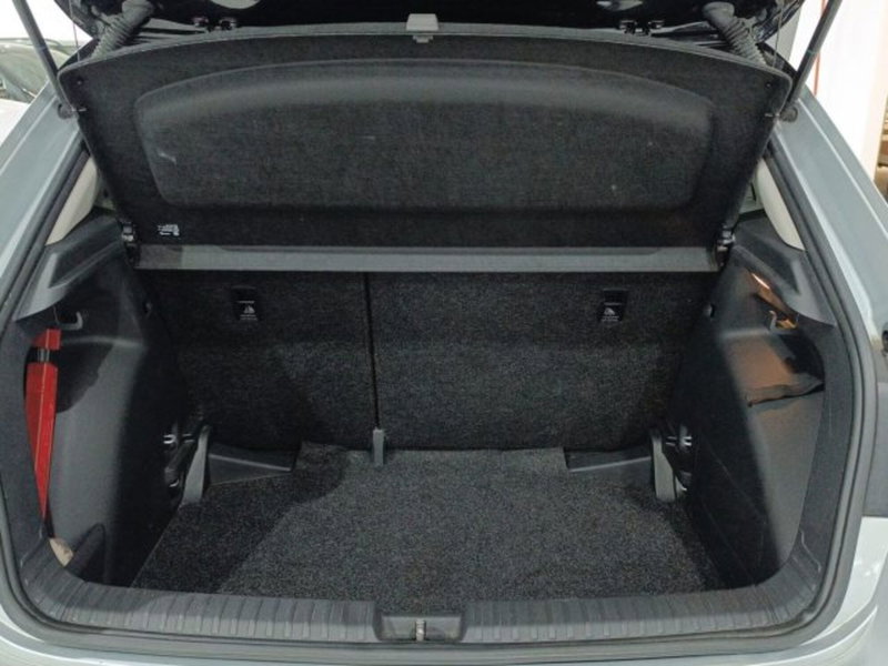 Skoda Fabia usata a Catania (12)