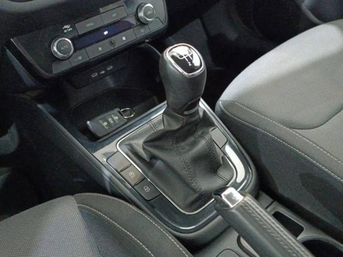 Skoda Fabia usata a Catania (8)