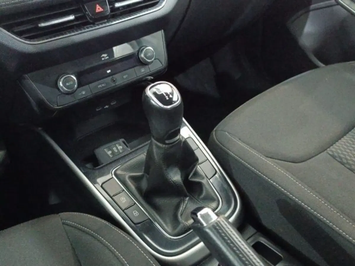 Skoda Fabia usata a Catania (8)