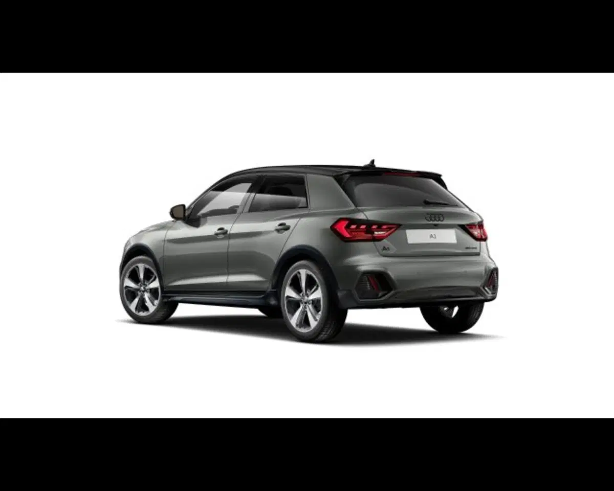 Audi A1 allstreet nuova a Treviso (4)