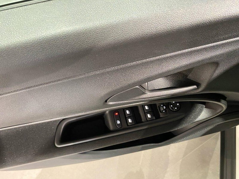 Fiat 600 nuova a Torino (13)