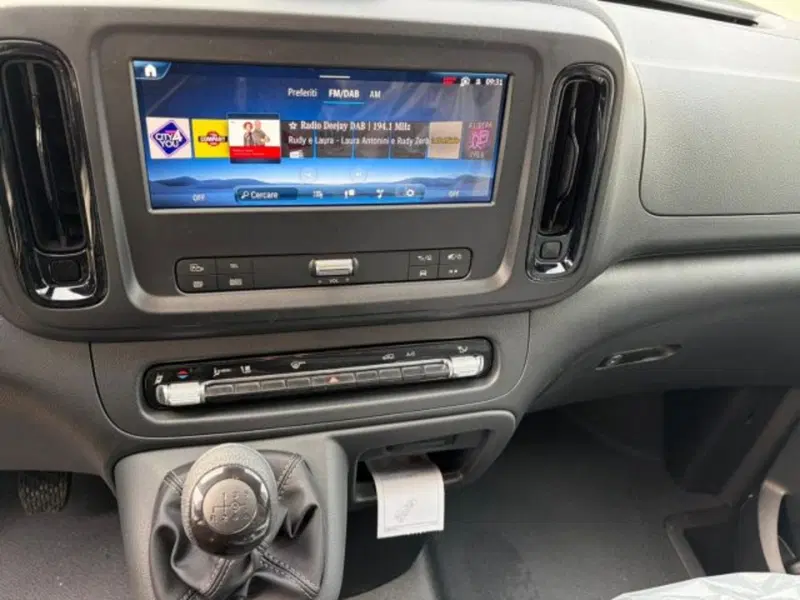 Mercedes-Benz Vito nuova a Bergamo (10)