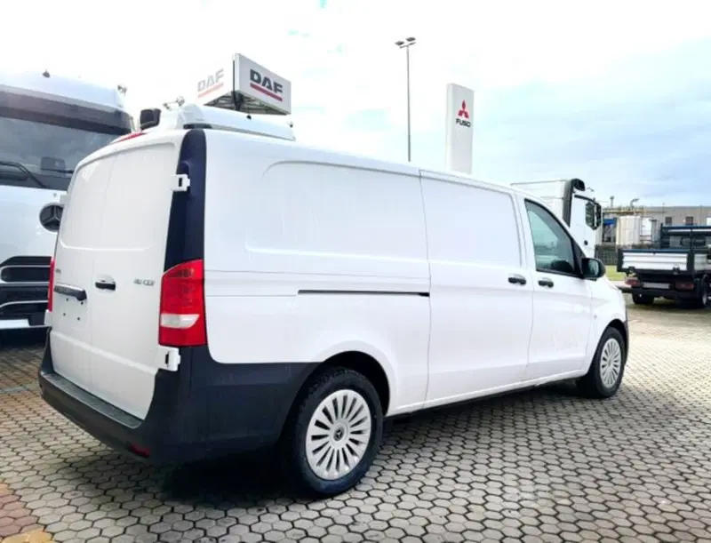 Mercedes-Benz Vito nuova a Bergamo (4)