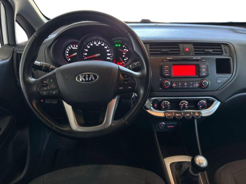 Kia Rio usata a Bologna (10)