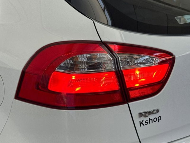 Kia Rio usata a Bologna (8)