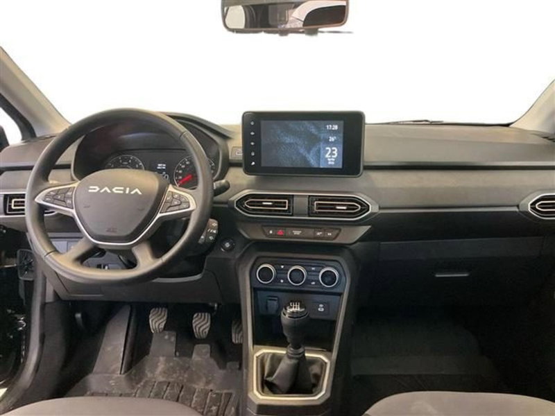 Dacia Sandero Stepway usata a Como (8)