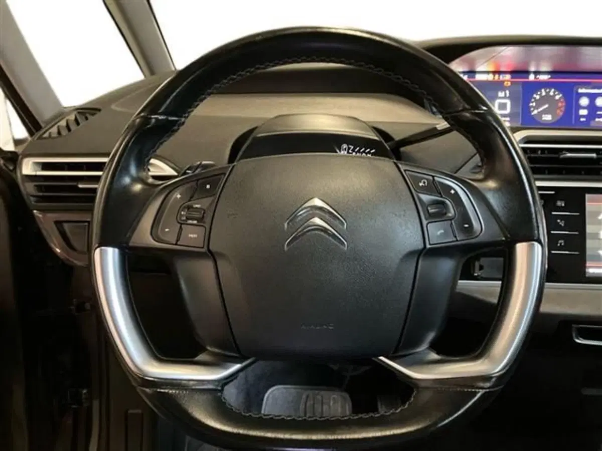 Citroen Grand C4 SpaceTourer usata a Como (16)