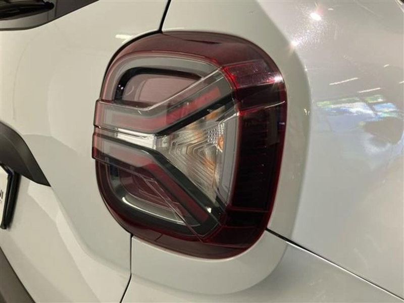 Dacia Duster usata a Como (15)