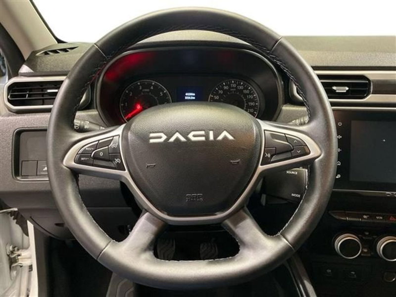 Dacia Duster usata a Como (19)