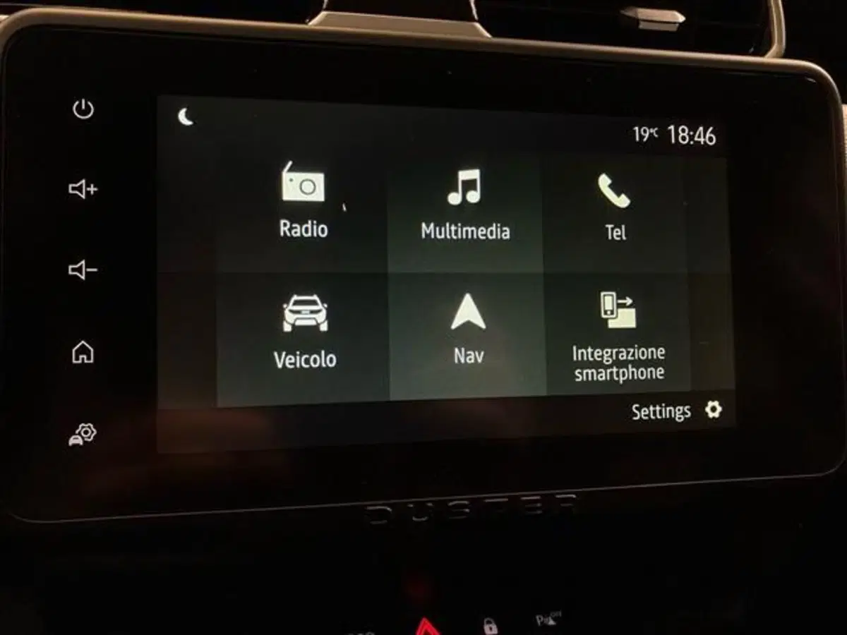 Dacia Duster usata a Como (8)
