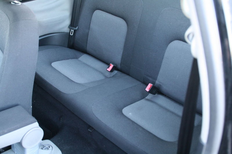 Volkswagen New Beetle usata a Pordenone (7)