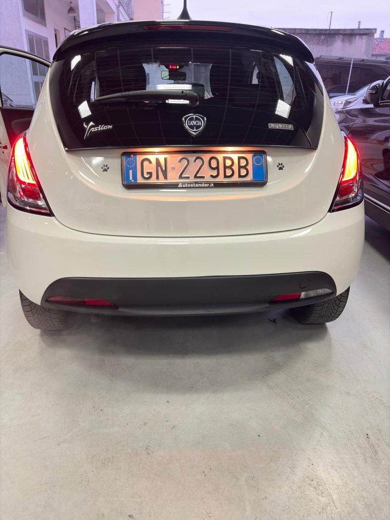 Lancia Ypsilon usata a Torino (4)
