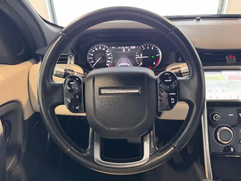 Land Rover Discovery Sport usata a Venezia (12)