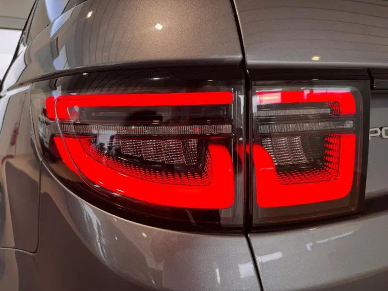 Land Rover Discovery Sport usata a Venezia (5)
