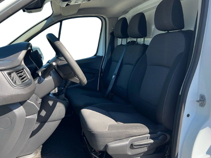 Renault Trafic Furgone usata a Roma (13)