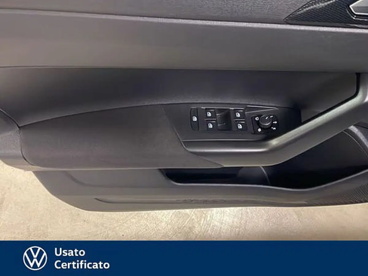 Volkswagen Taigo usata a Vicenza (17)