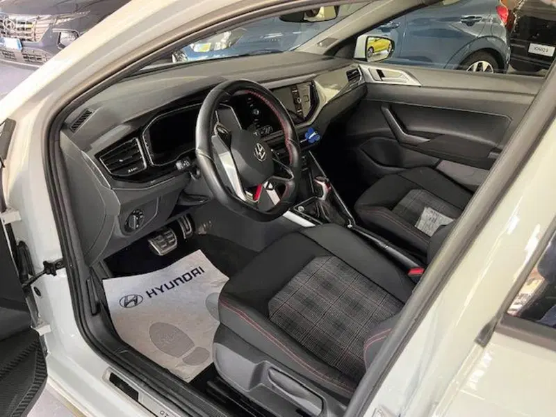 Volkswagen Polo usata a Verbano Cusio Ossola (9)