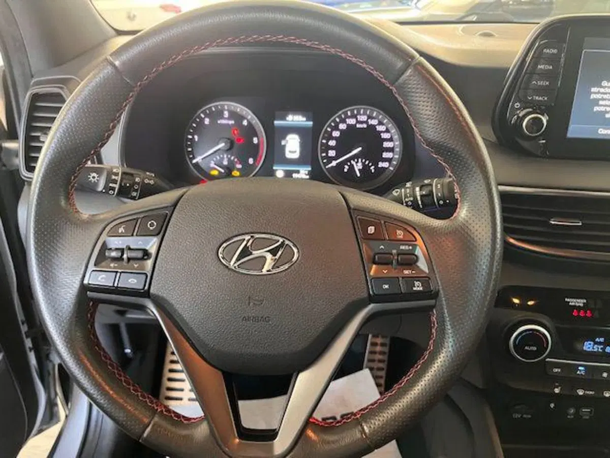 Hyundai Tucson usata a Verbano Cusio Ossola (20)
