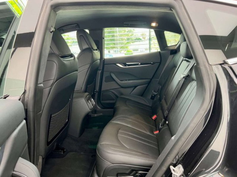 Maserati Levante usata a Torino (10)