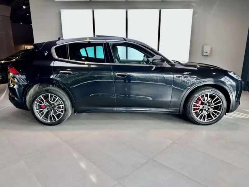 Maserati Grecale usata a Torino (5)