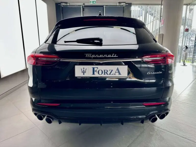Maserati Grecale usata a Torino (7)