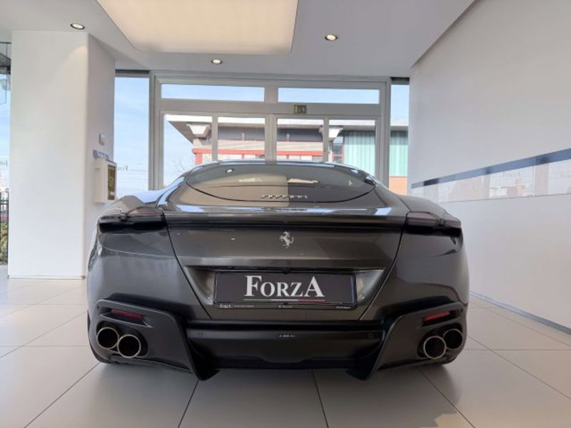 Ferrari Roma Spider usata a Torino (14)