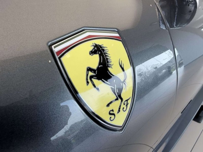 Ferrari Roma Spider usata a Torino (5)