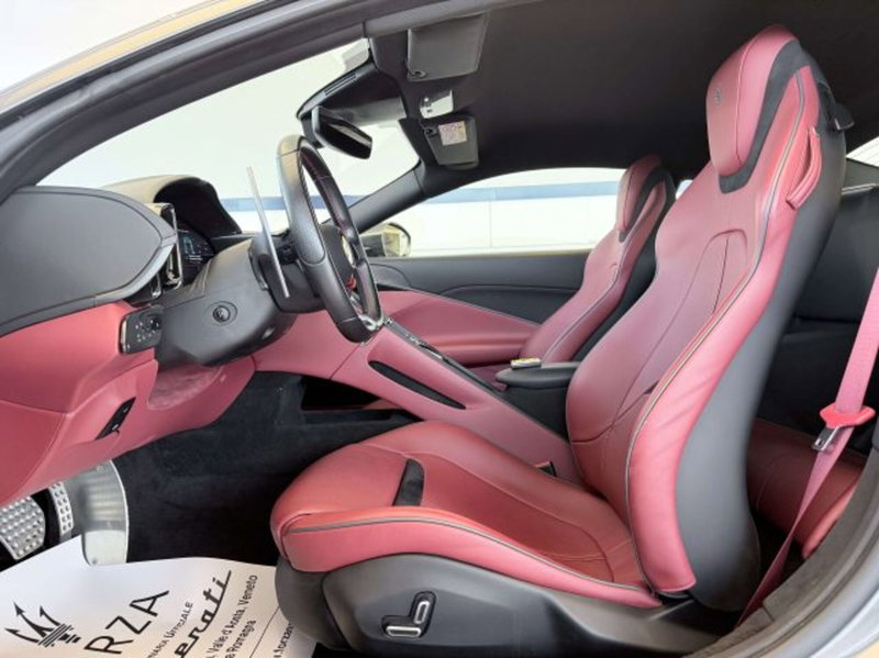 Ferrari Roma Spider usata a Torino (8)