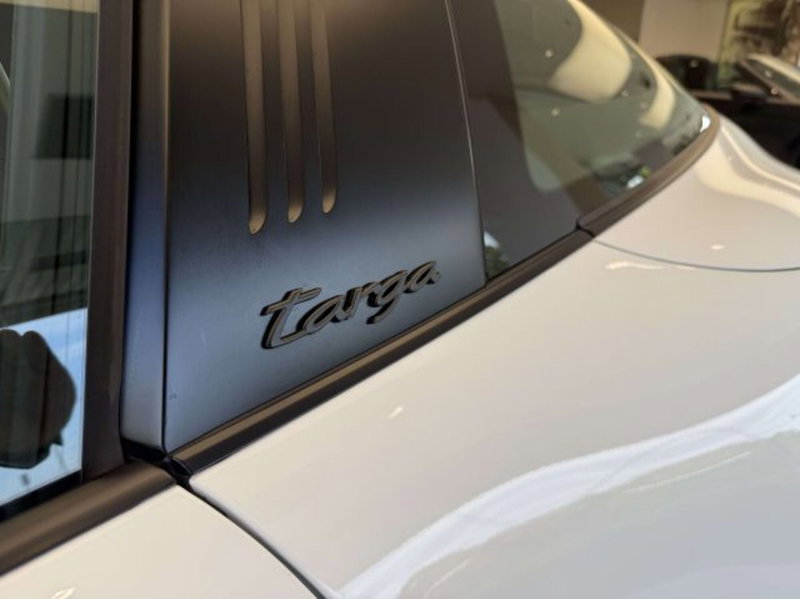 Porsche 911 Cabrio usata a Torino (11)