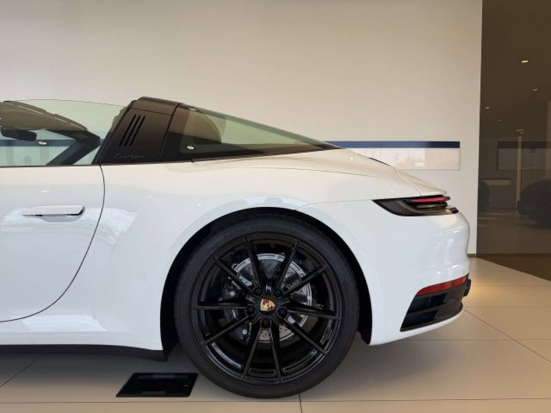 Porsche 911 Cabrio usata a Torino (12)