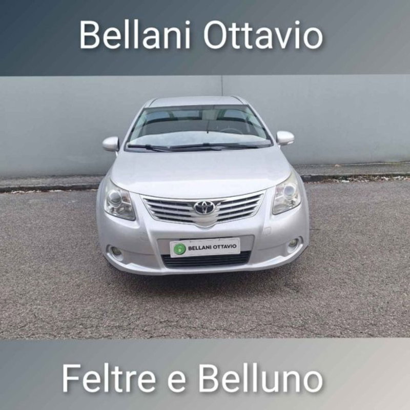 Toyota Avensis Station Wagon nuova a Belluno (2)