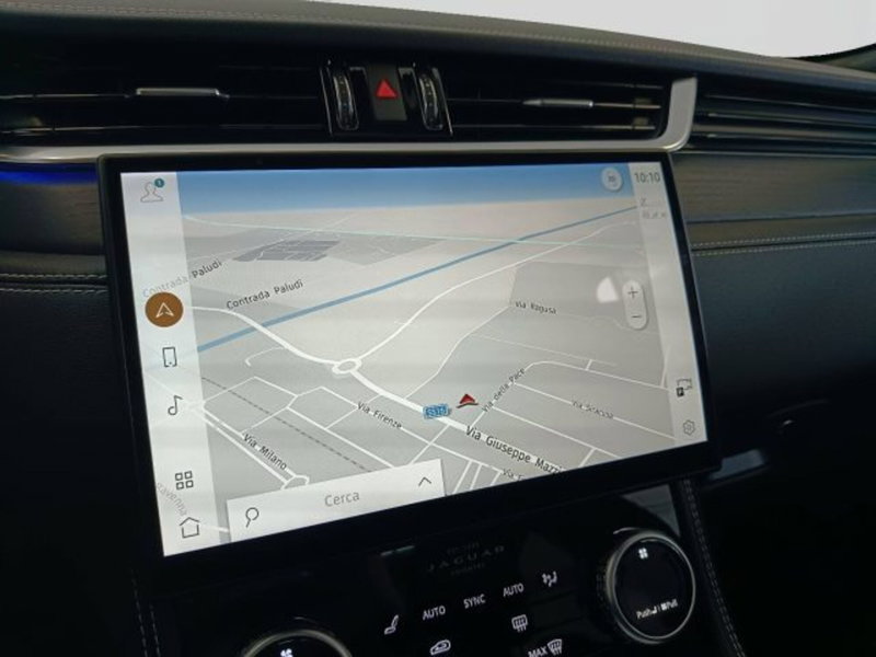 Jaguar F-Pace usata a Teramo (13)