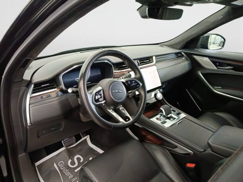 Jaguar F-Pace usata a Teramo (7)