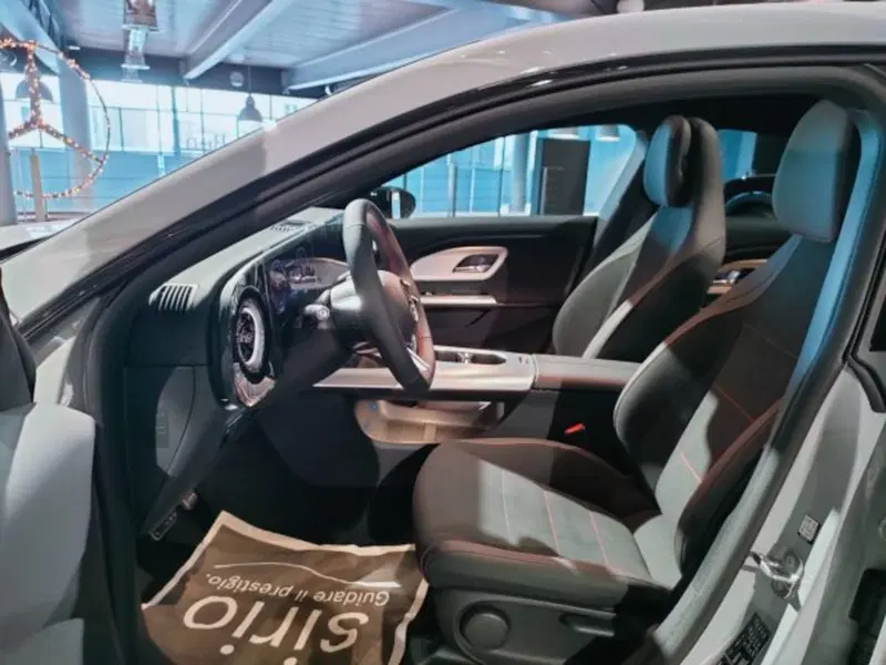 Mercedes-Benz CLA EQ nuova a Teramo (9)