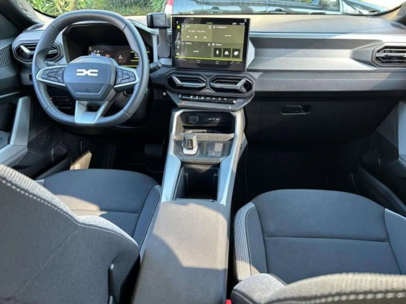 Dacia Bigster nuova a Firenze (17)