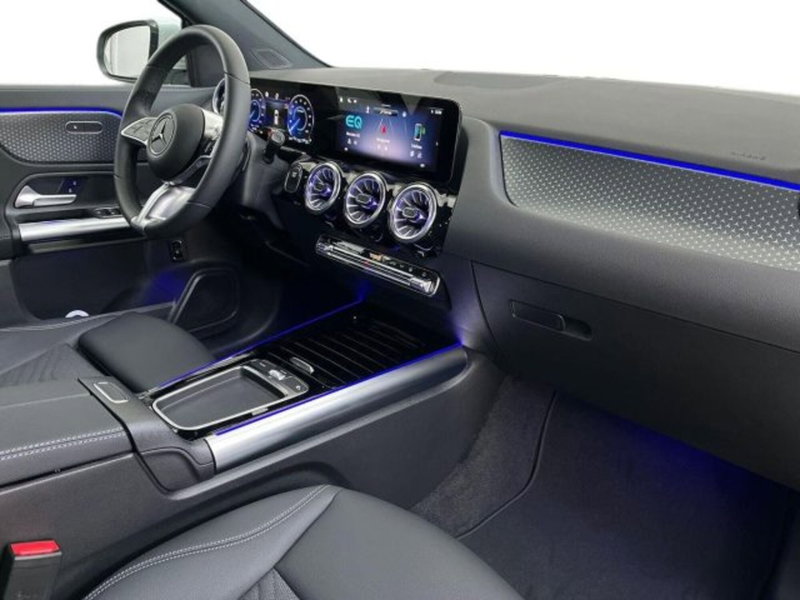 Mercedes-Benz EQA nuova a Verona (12)