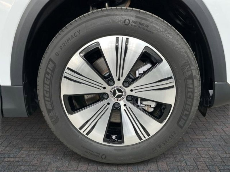 Mercedes-Benz EQA nuova a Verona (4)