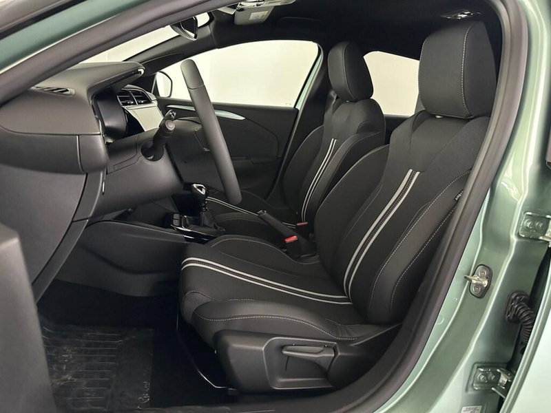 Opel Corsa nuova a Sondrio (10)