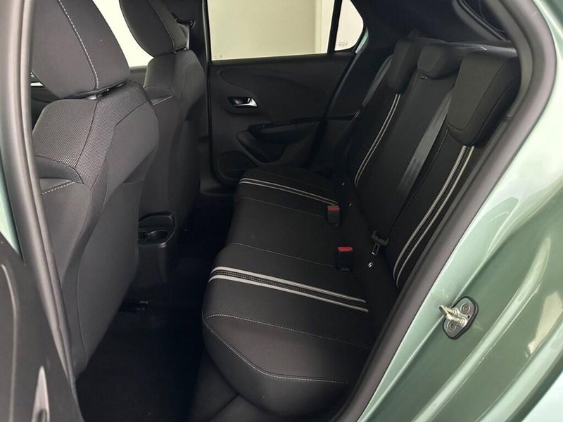 Opel Corsa nuova a Sondrio (11)