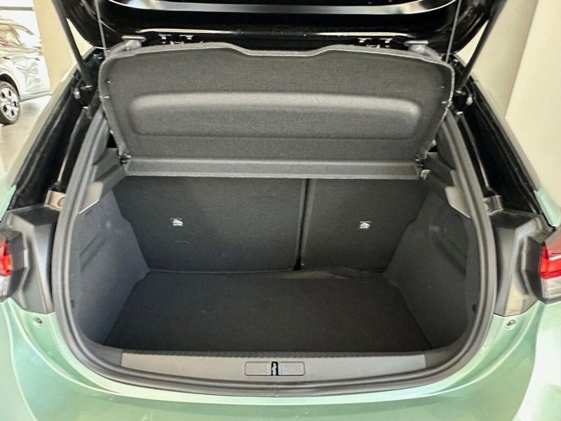 Opel Corsa nuova a Sondrio (15)