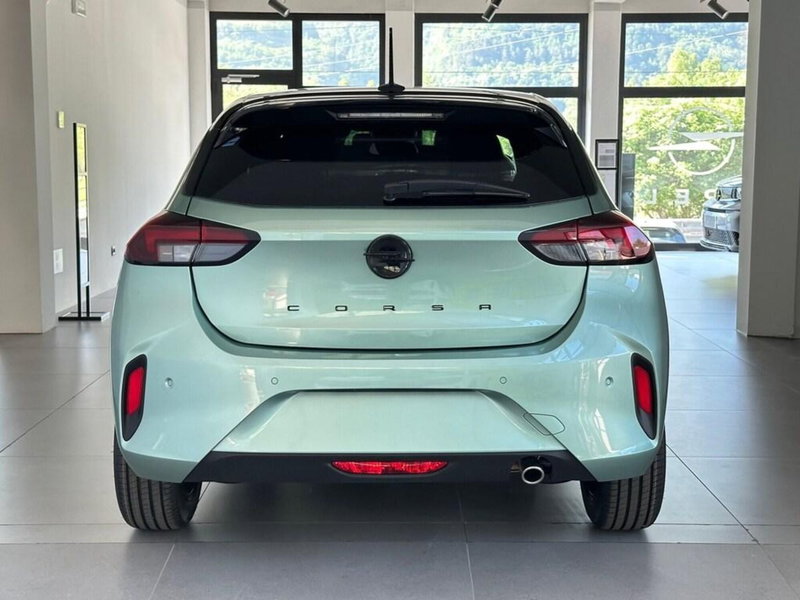 Opel Corsa nuova a Sondrio (4)