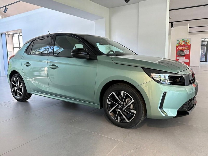 Opel Corsa nuova a Sondrio (6)