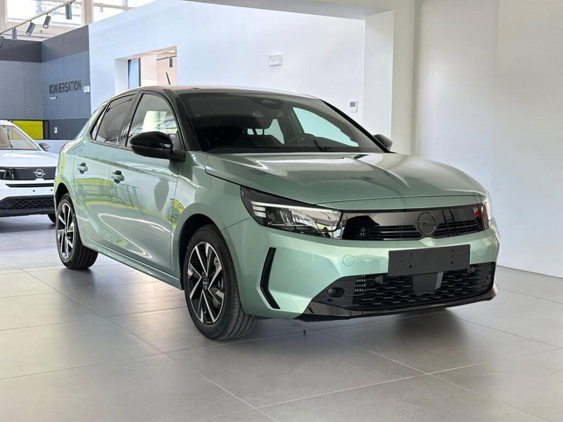 Opel Corsa nuova a Sondrio (7)