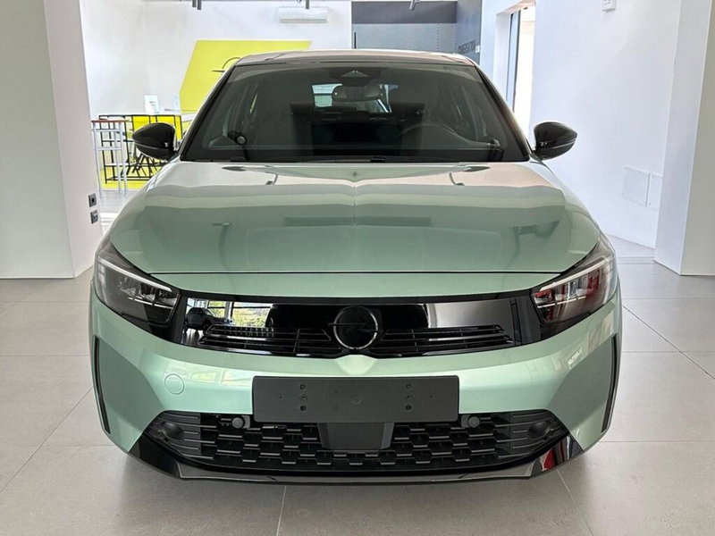 Opel Corsa nuova a Sondrio (8)