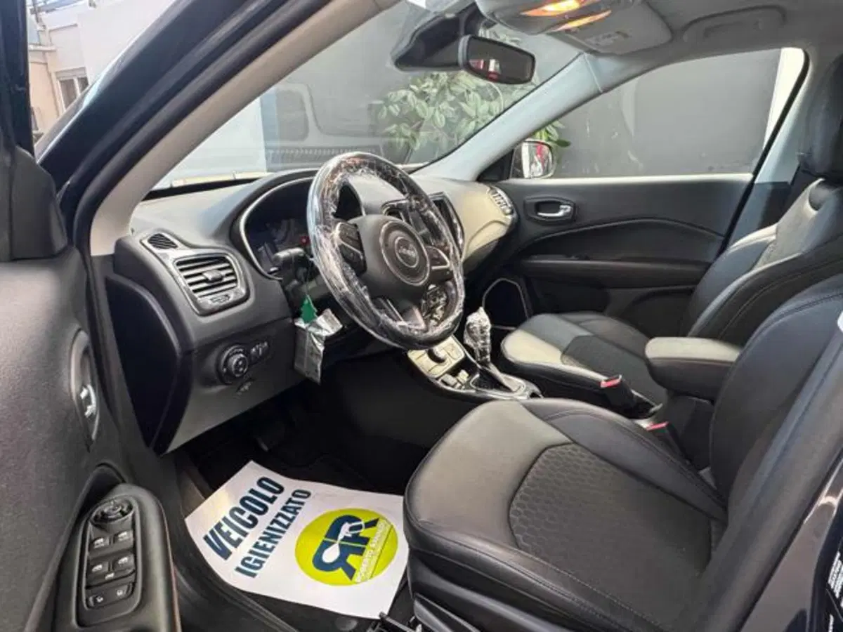 Jeep Compass usata a Vercelli (9)